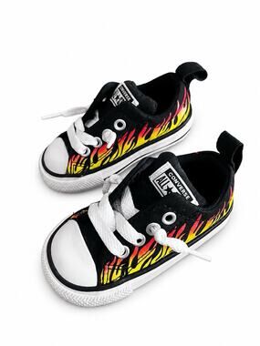 Converse Chuck Taylor Toddler/baby Size 4 With Flames